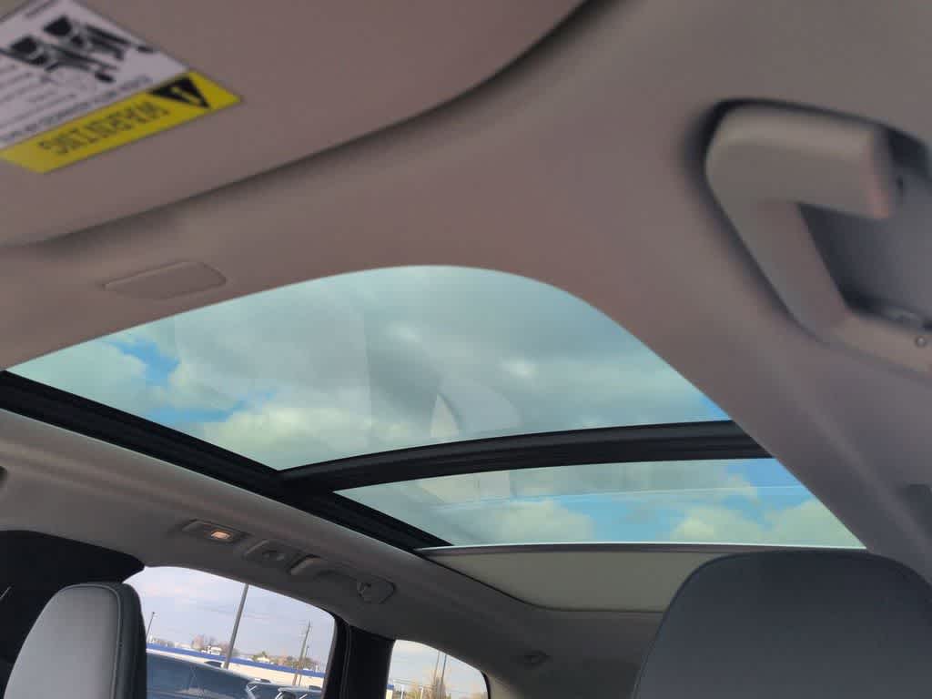 Thumbnail: 2026 Volvo XC60 - 19