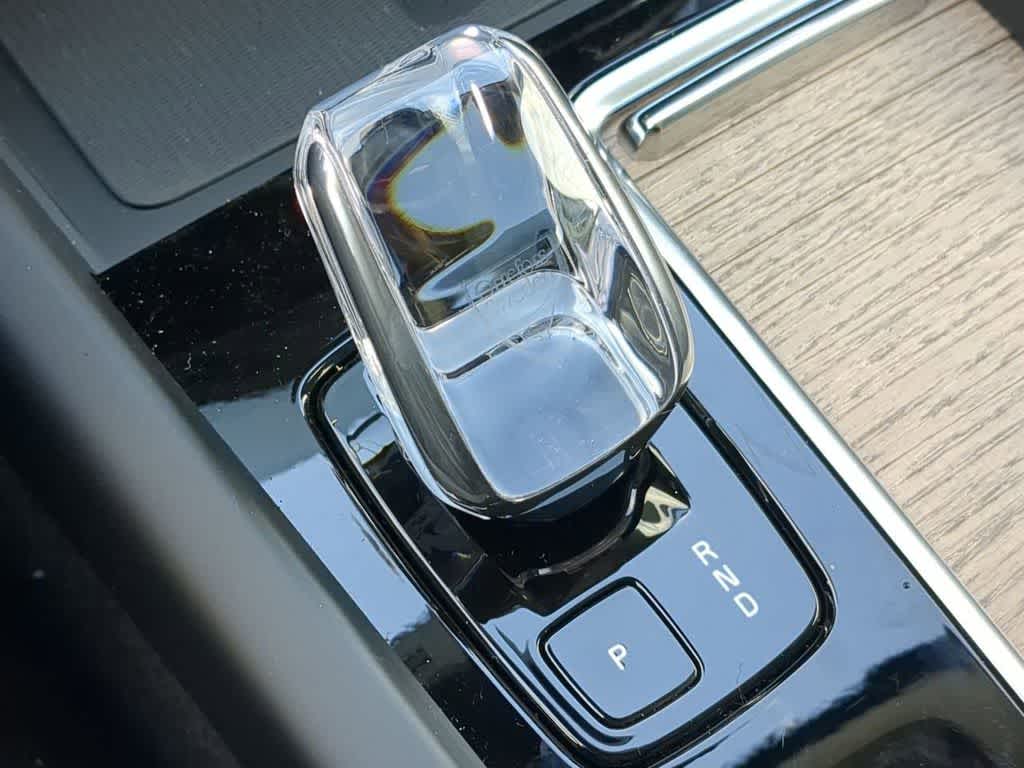 Thumbnail: 2026 Volvo XC60 - 31