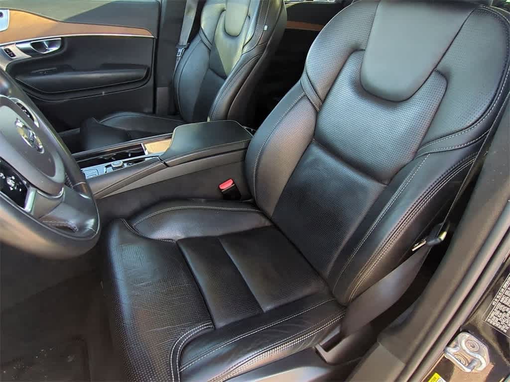 Thumbnail: 2019 Volvo XC90 - 14