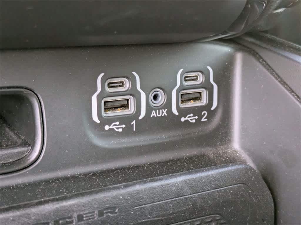 Thumbnail: 2022 RAM 1500 - 32