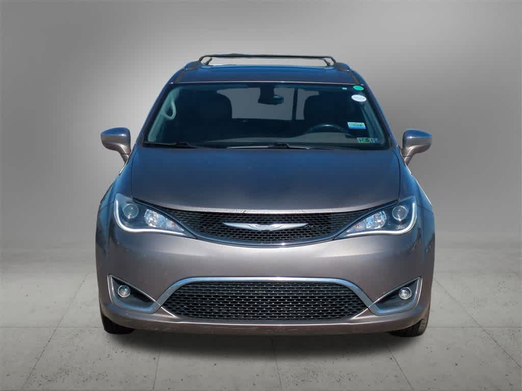 Thumbnail: 2018 Chrysler Pacifica - 5