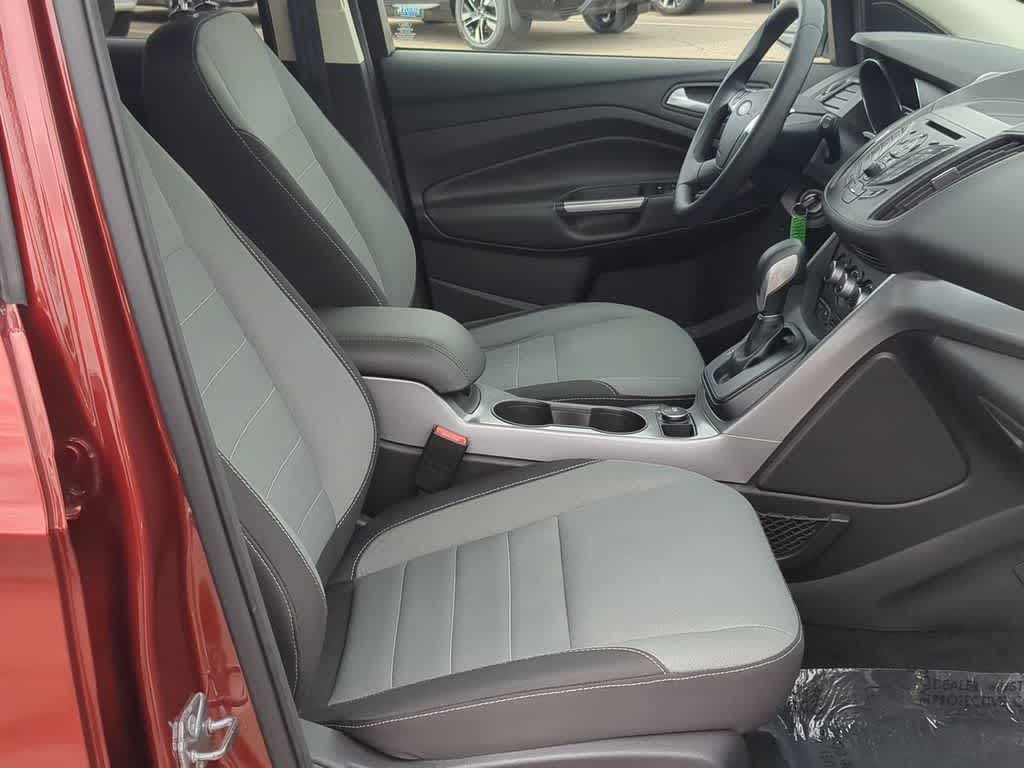 Thumbnail: 2016 Ford Escape - 20