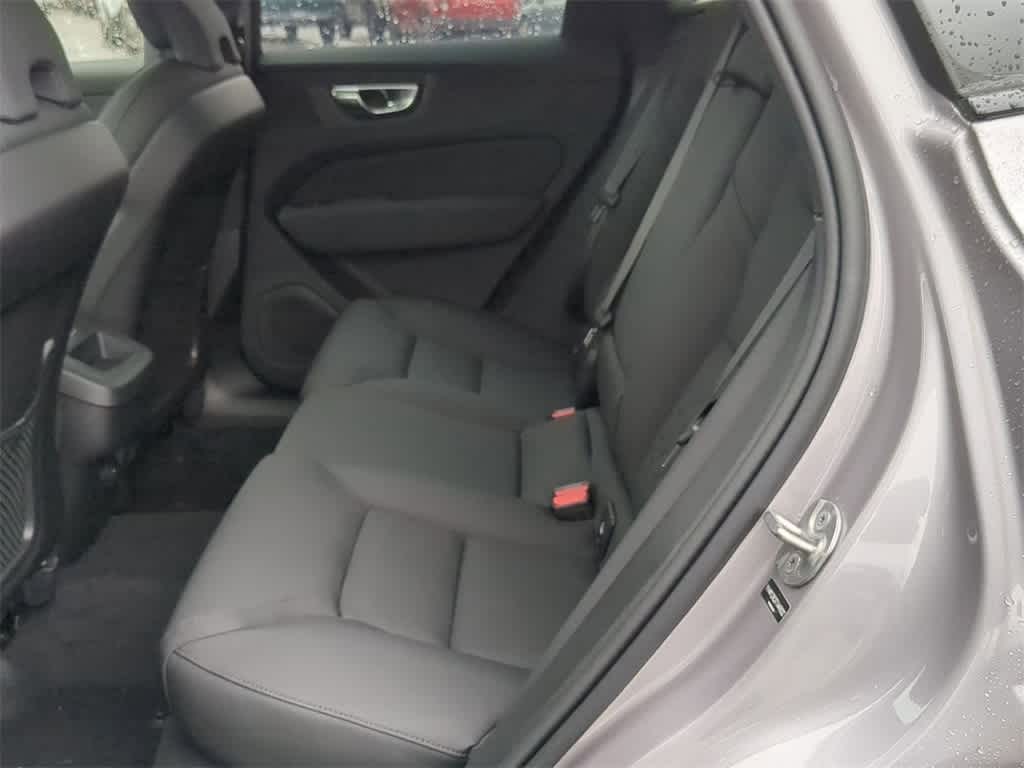 Thumbnail: 2026 Volvo XC60 - 18