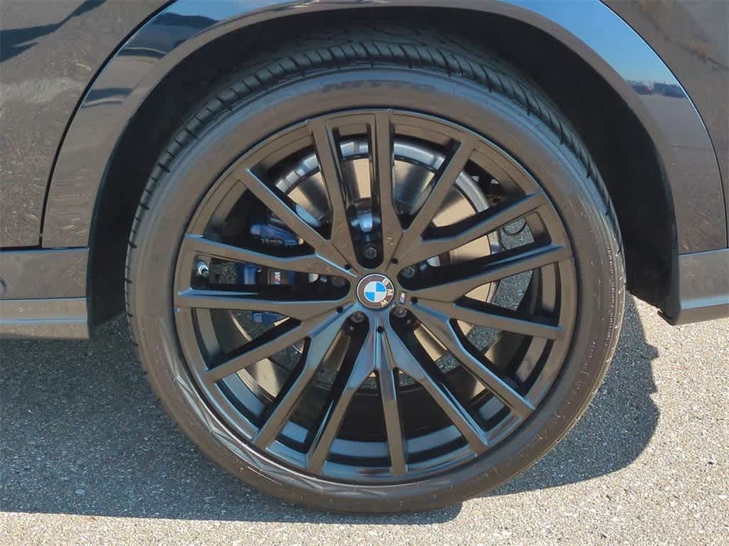 Thumbnail: 2021 BMW X6 - 13