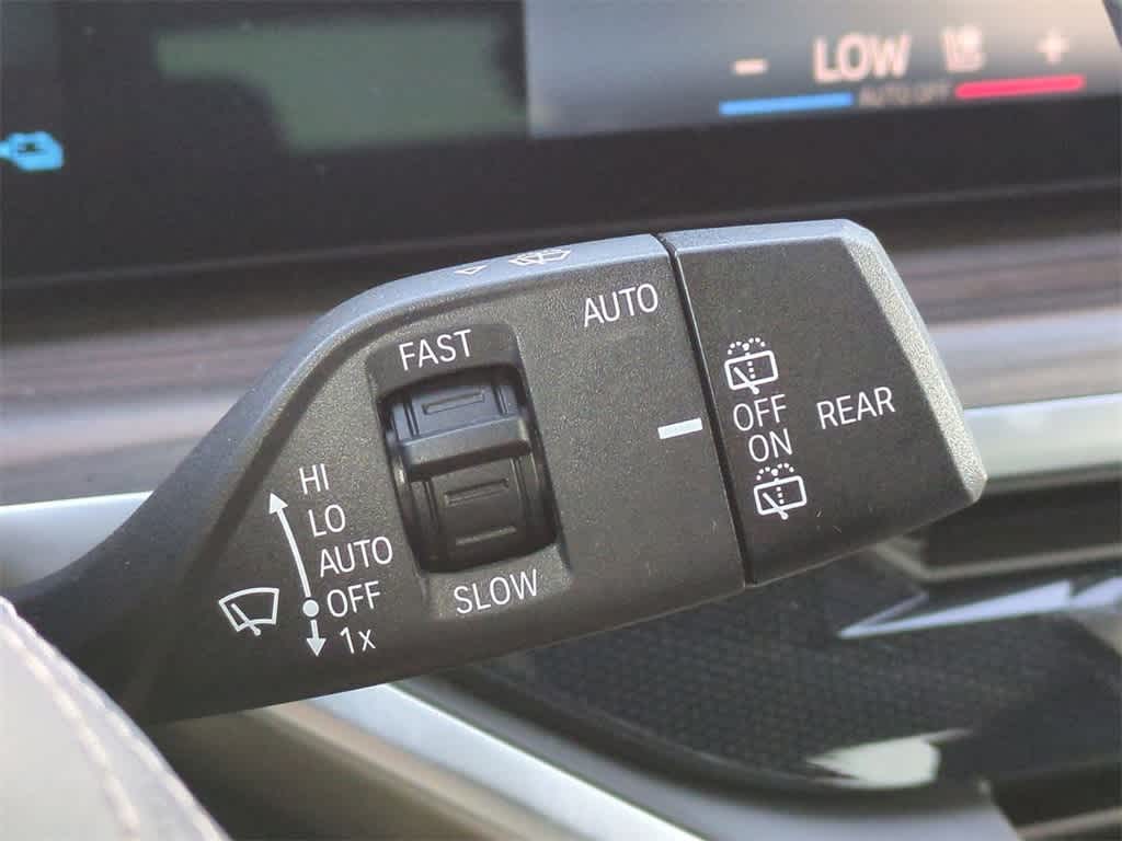 Thumbnail: 2025 BMW X5 - 25