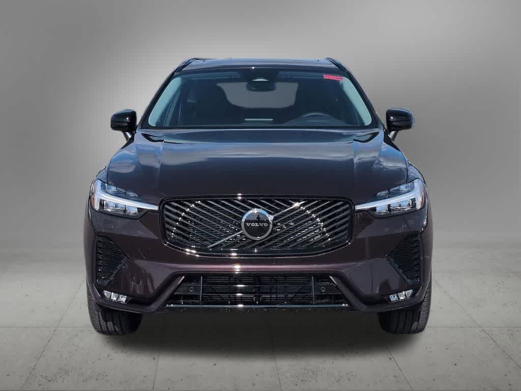Thumbnail: 2026 Volvo XC60 - 9