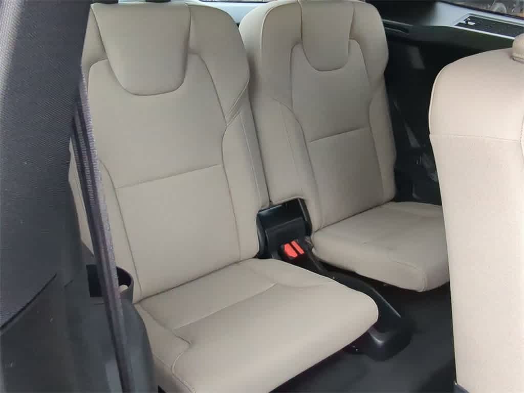 Thumbnail: 2026 Volvo XC90 - 23