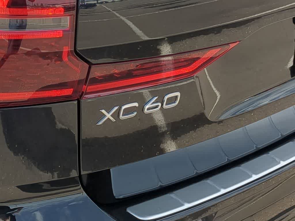 Thumbnail: 2026 Volvo XC60 - 12