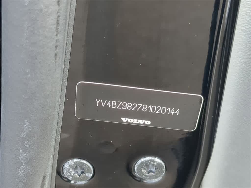 Thumbnail: 2008 Volvo XC70 - 32