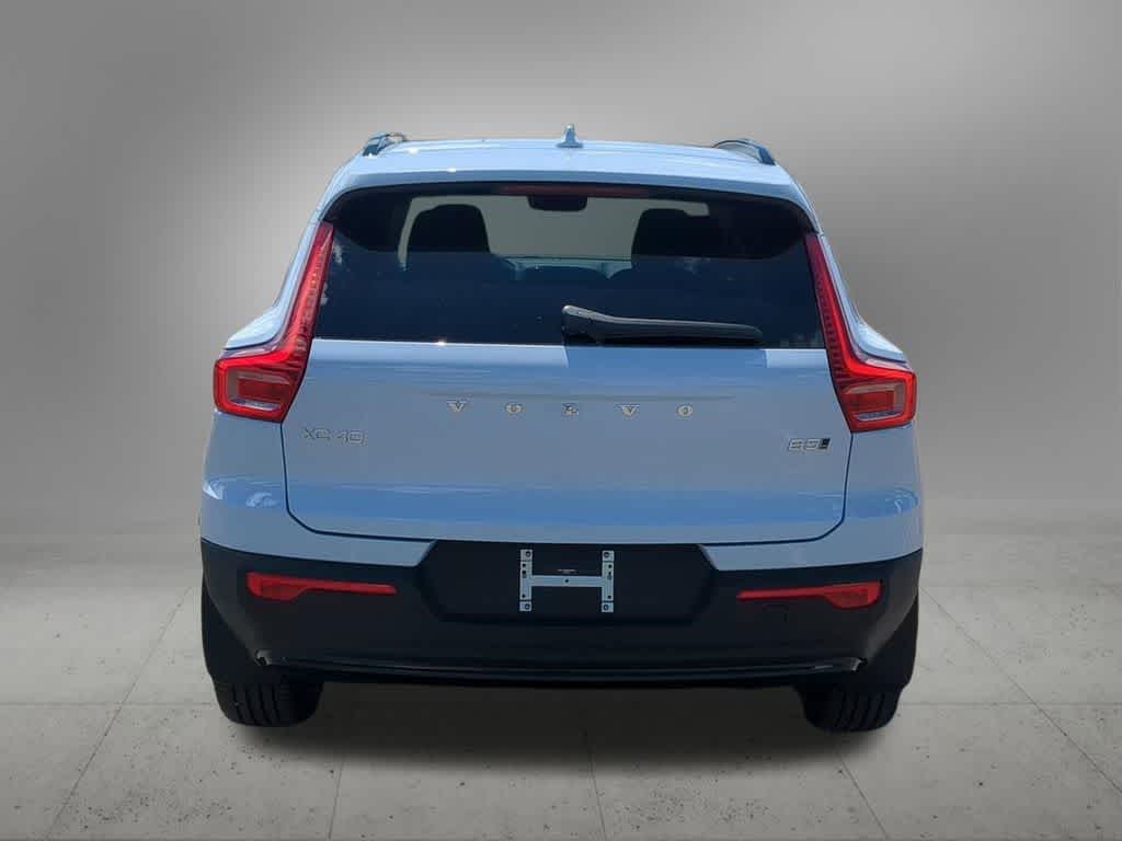 Thumbnail: 2026 Volvo XC40 - 5