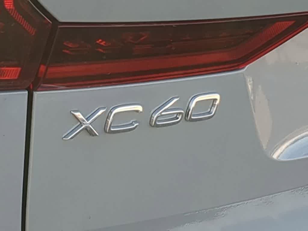 Thumbnail: 2026 Volvo XC60 - 12