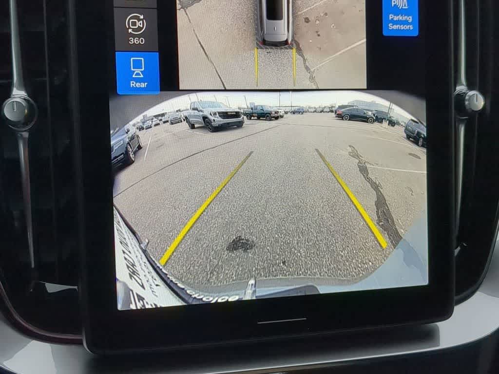 Thumbnail: 2026 Volvo XC90 - 30