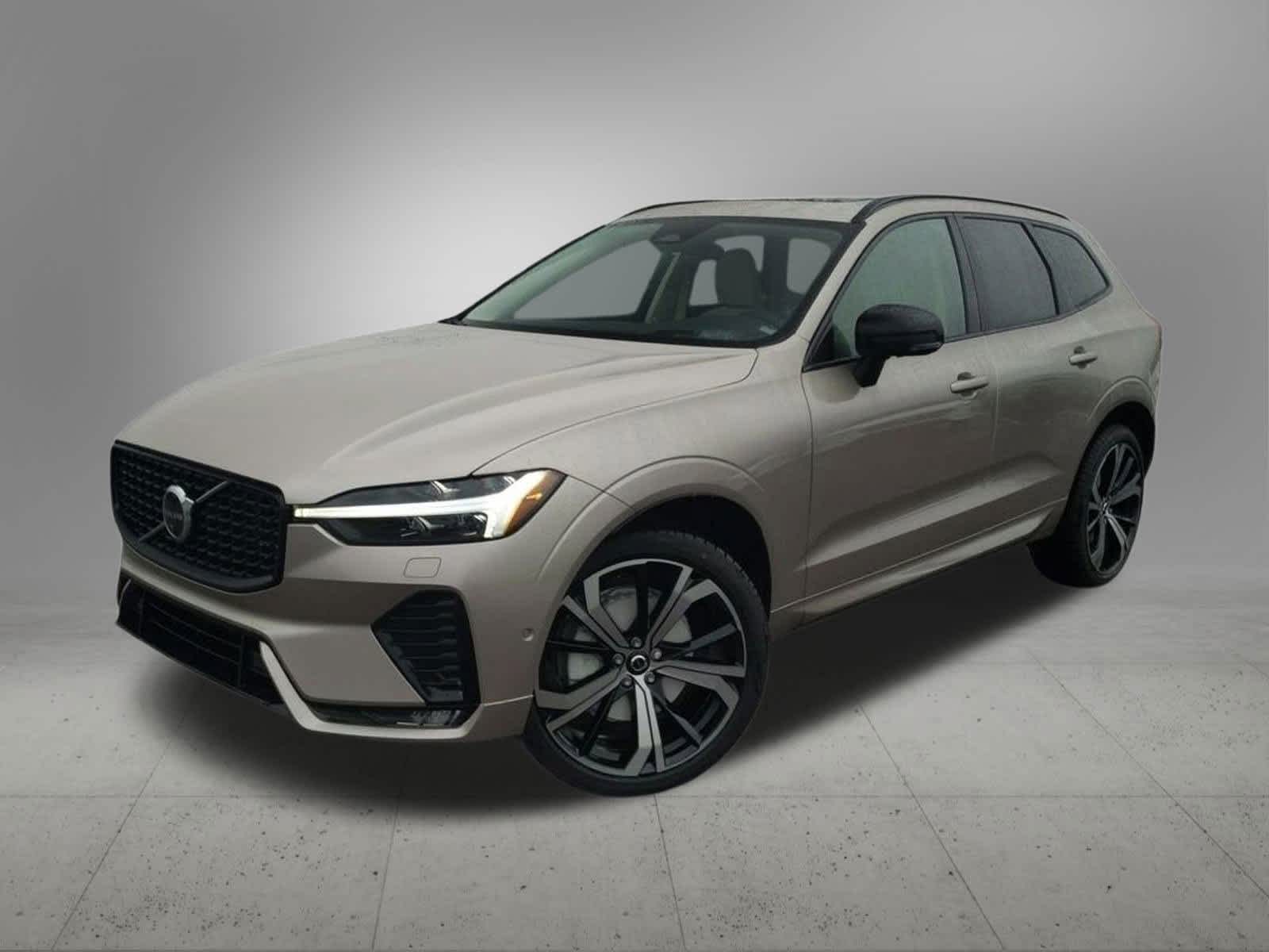 2025 Volvo XC60 B5 Ultimate -
                  Troy, MI