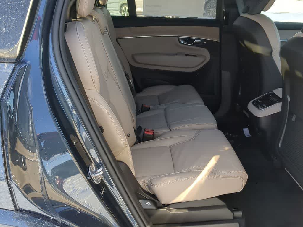 Thumbnail: 2026 Volvo XC90 - 19