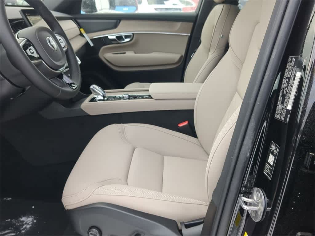 Thumbnail: 2026 Volvo XC90 - 15