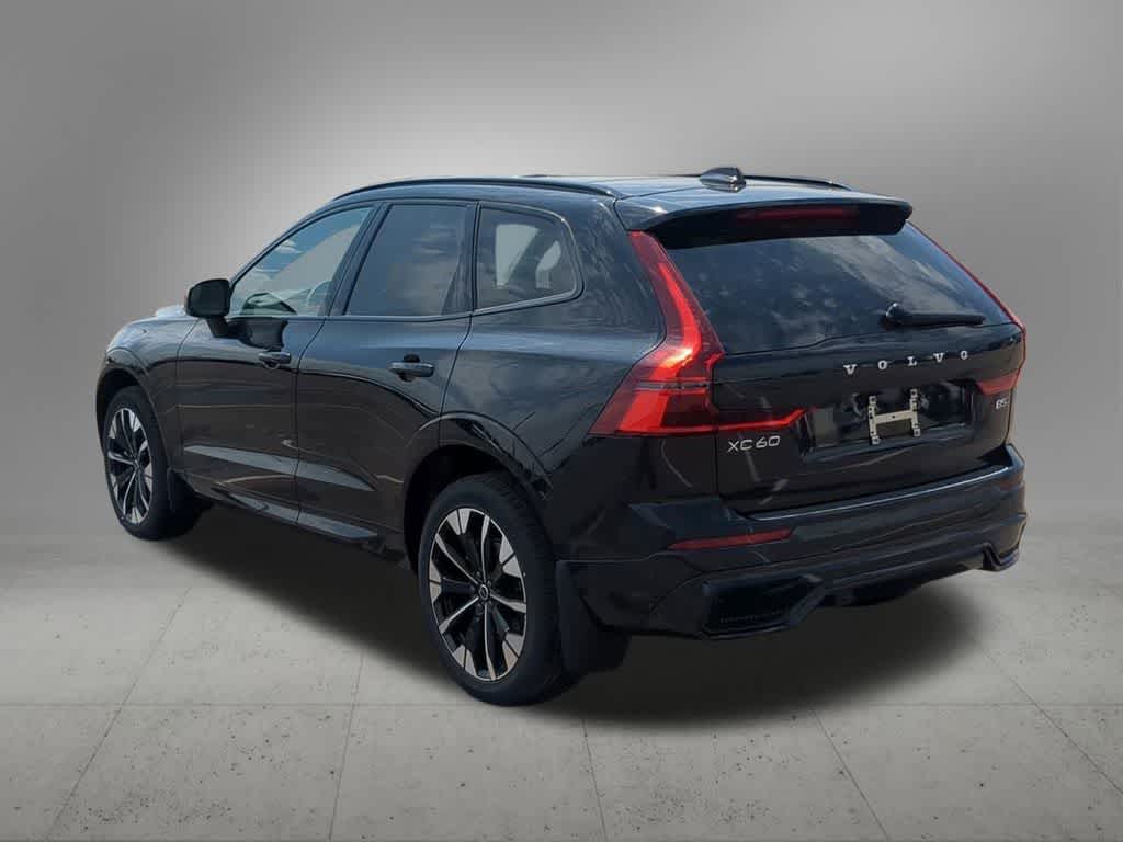 Thumbnail: 2026 Volvo XC60 - 4