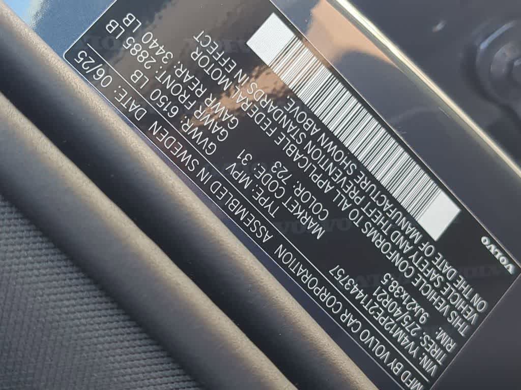 Thumbnail: 2026 Volvo XC90 - 32