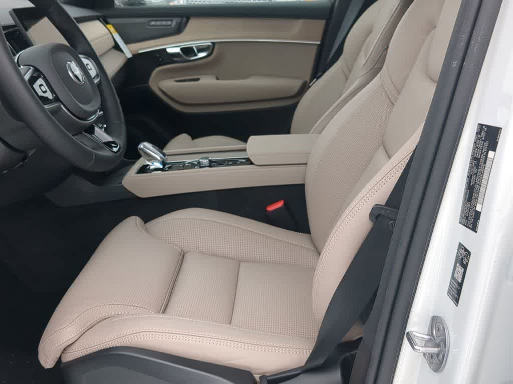 Thumbnail: 2026 Volvo XC90 - 15