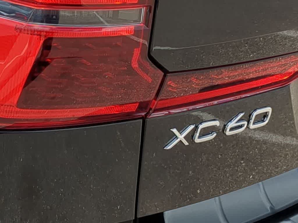Thumbnail: 2026 Volvo XC60 - 12