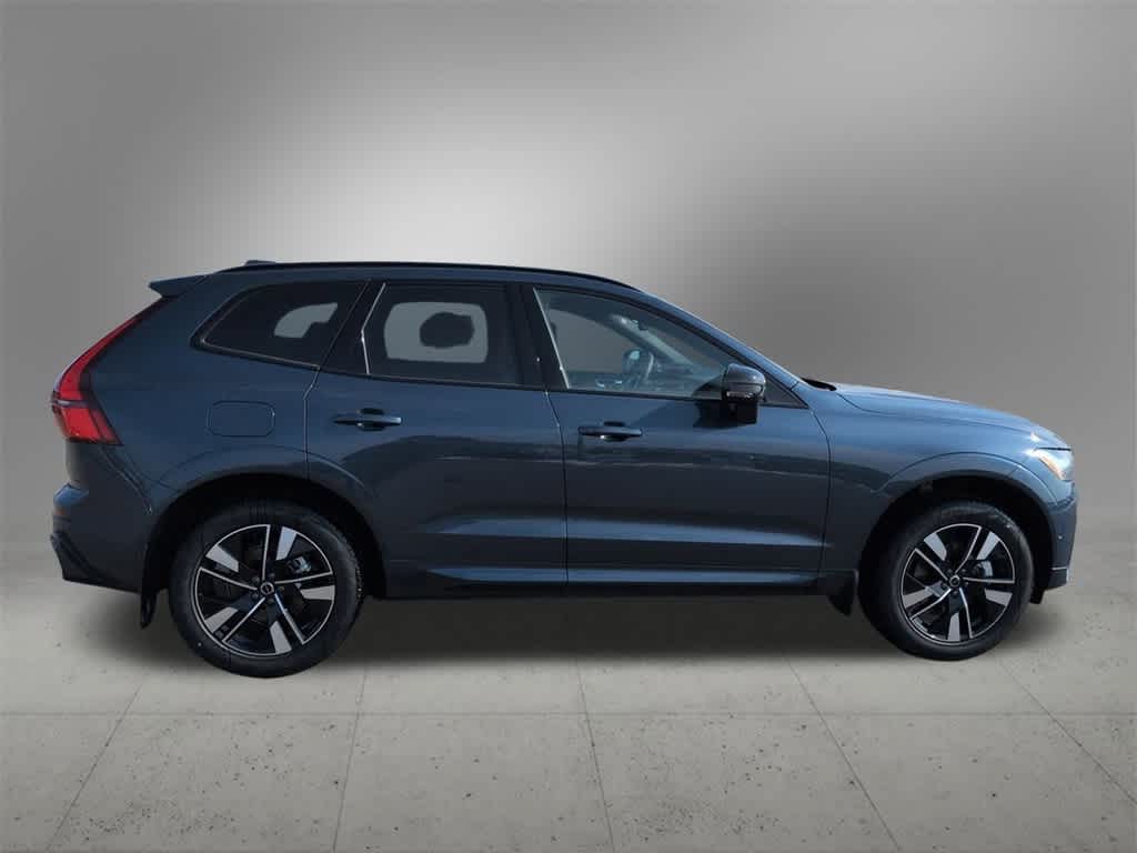 Thumbnail: 2026 Volvo XC60 - 7