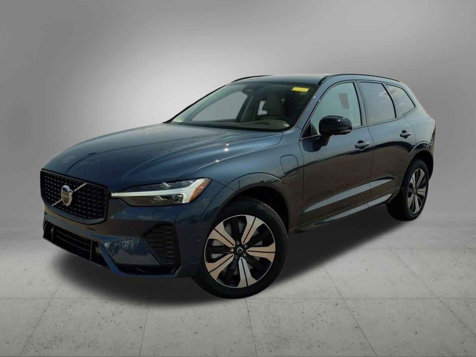 2025 Volvo XC60 Recharge Core -
                  Troy, MI