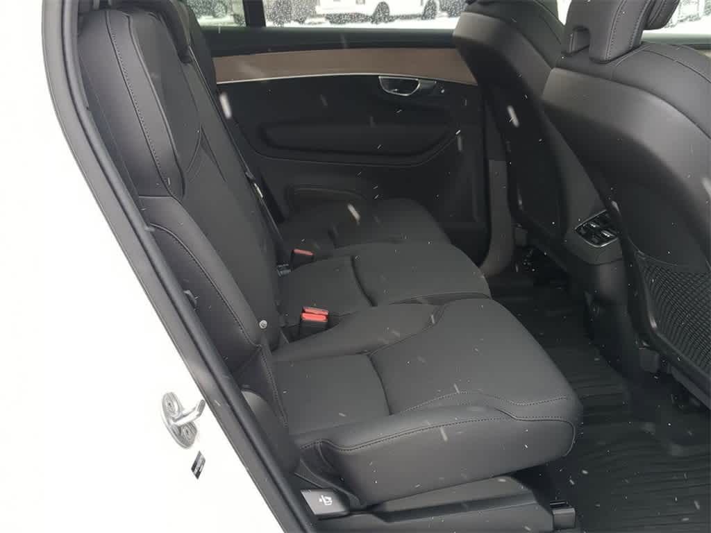 Thumbnail: 2025 Volvo XC90 - 19