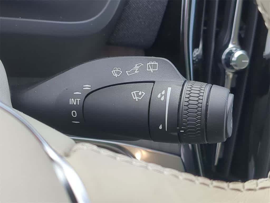 Thumbnail: 2026 Volvo XC90 - 17