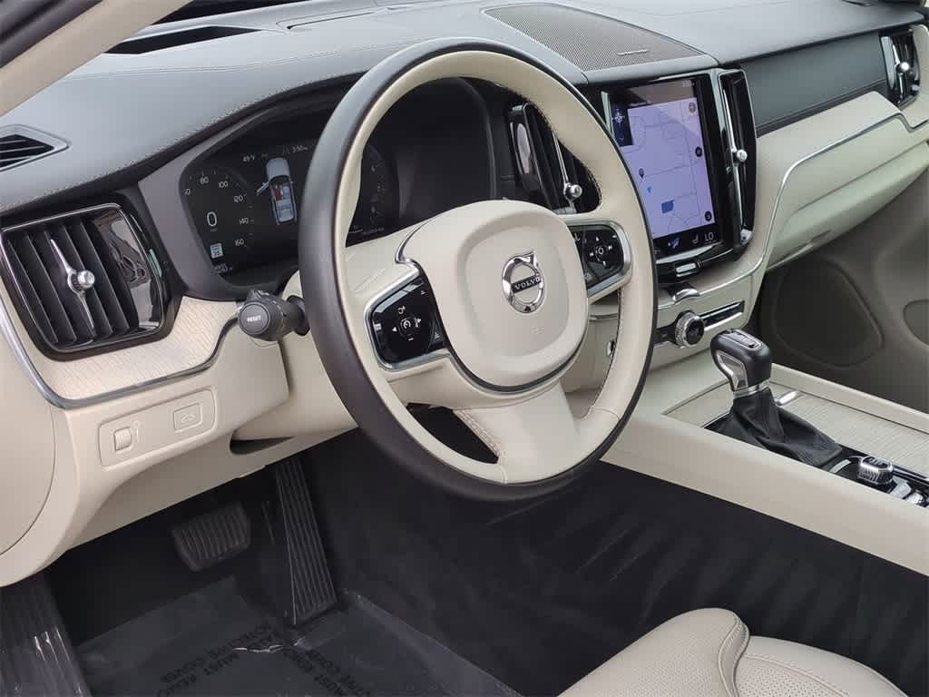 Used 2021 Volvo XC60 T5 Inscription SUV