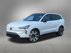 2025 Volvo EX90 Plus SUV