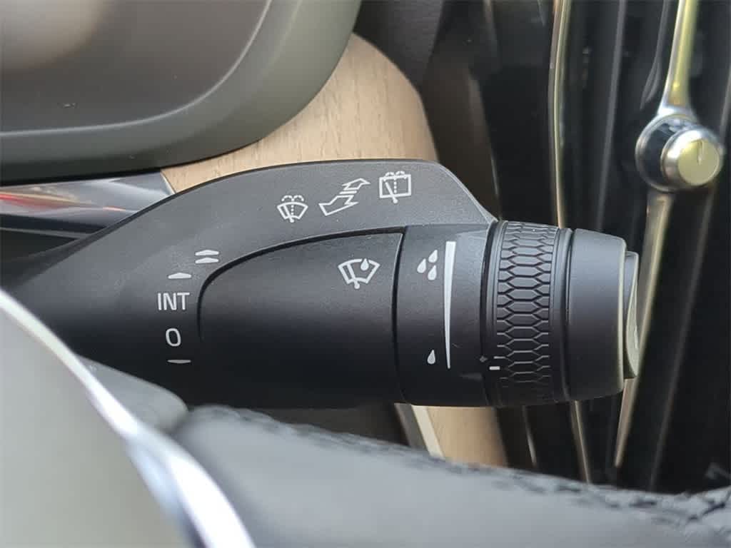 Thumbnail: 2026 Volvo XC60 - 24