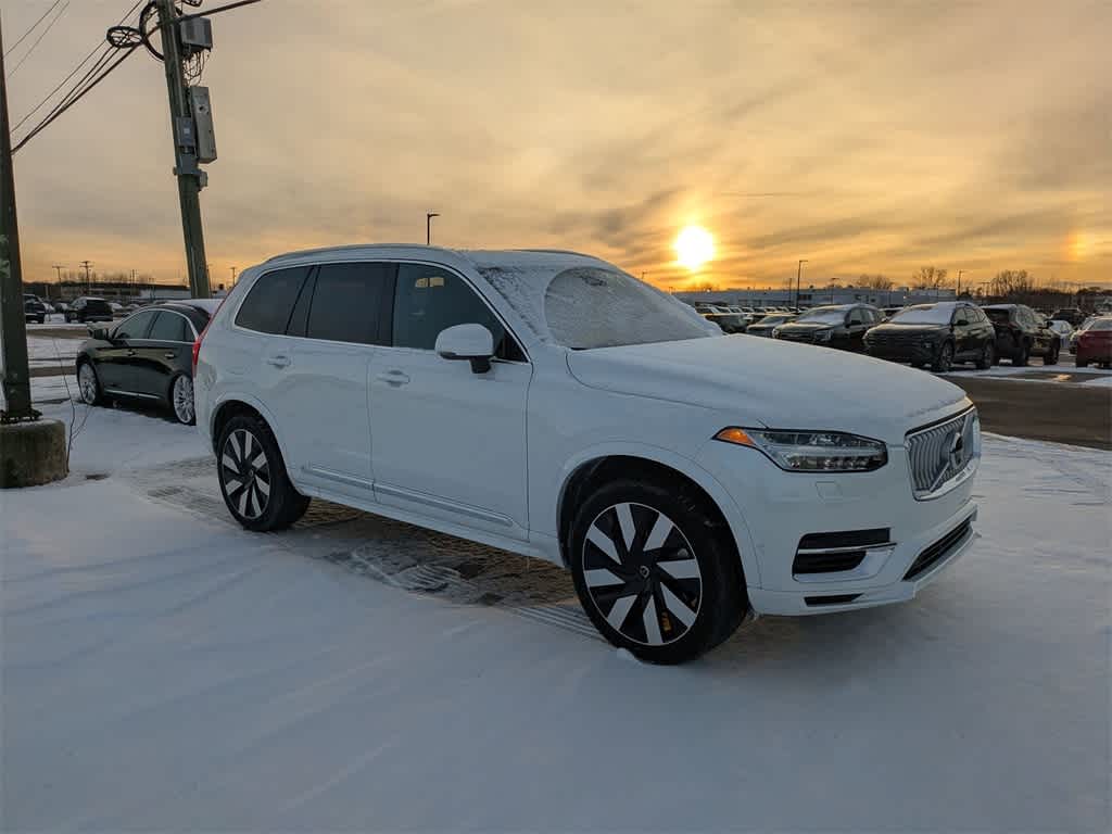 Thumbnail: 2025 Volvo XC90 - 10