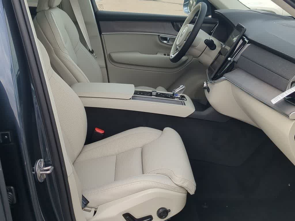 Thumbnail: 2026 Volvo XC90 - 20