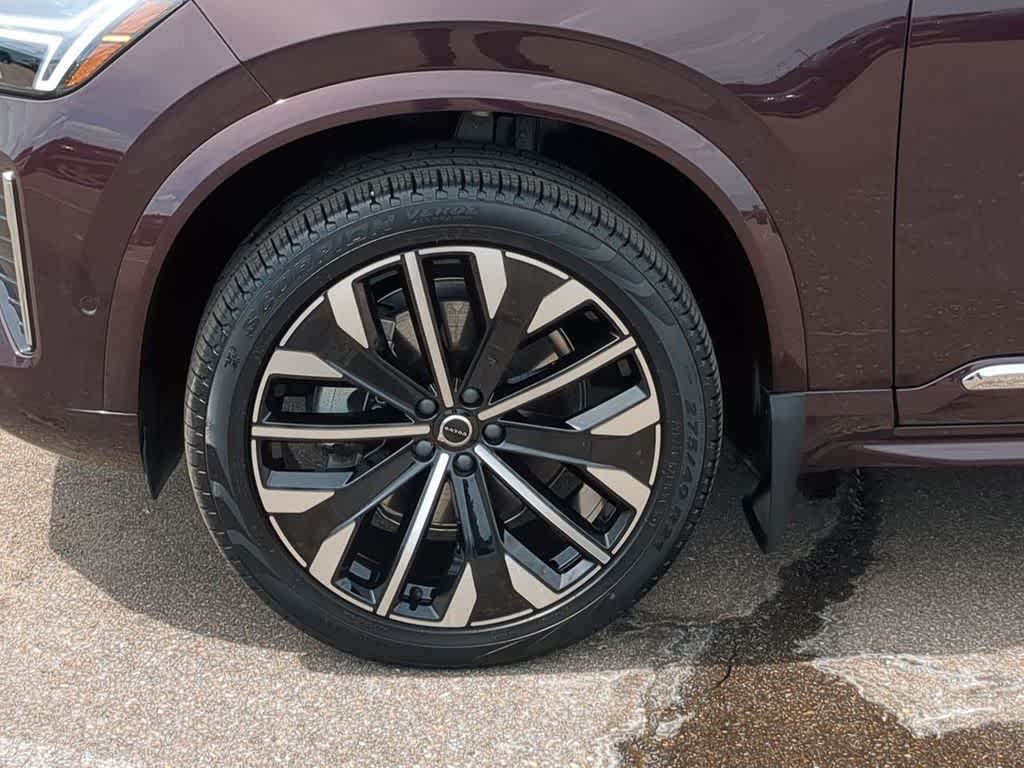 Thumbnail: 2026 Volvo XC90 - 13