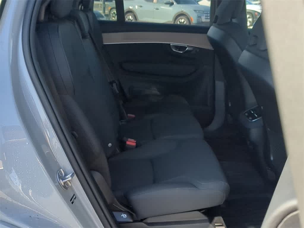 Thumbnail: 2026 Volvo XC90 - 19