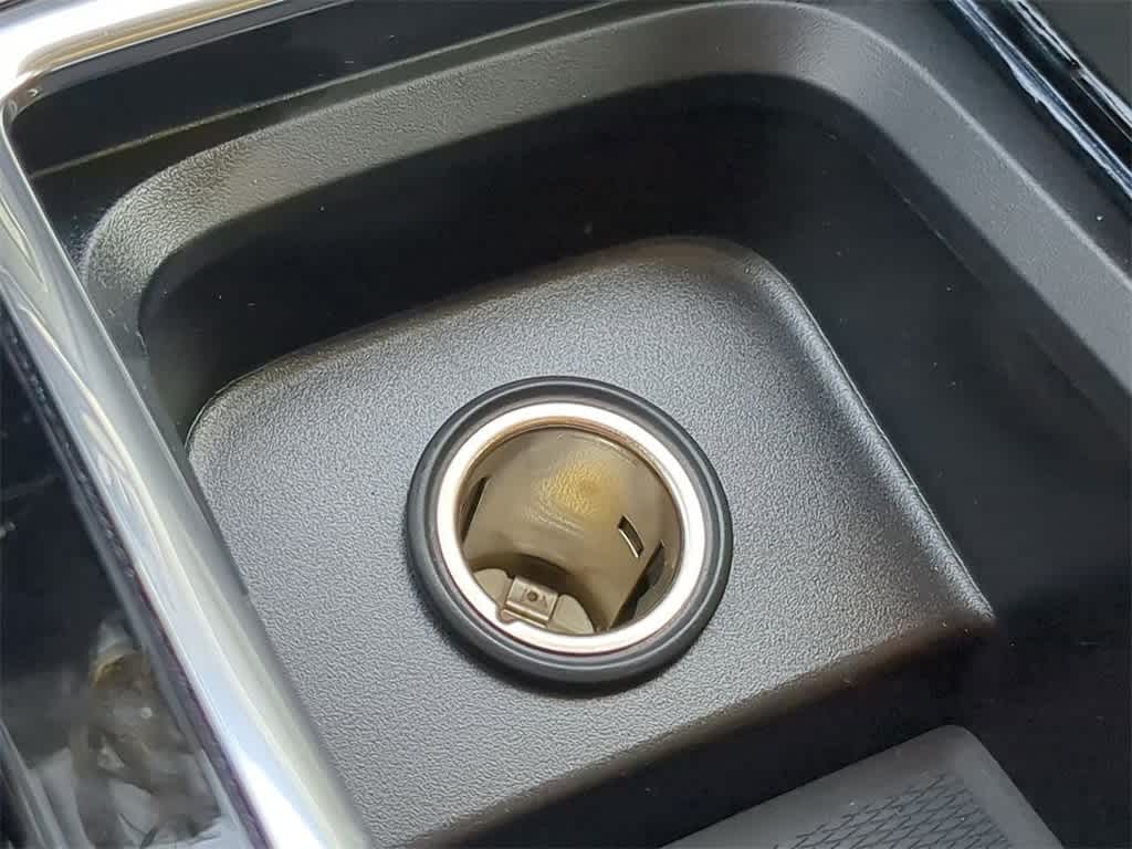 Thumbnail: 2026 Volvo XC60 - 30