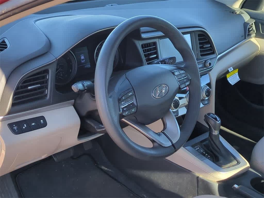 Thumbnail: 2019 Hyundai Elantra - 2