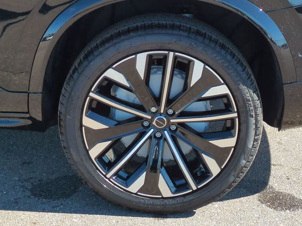 Thumbnail: 2026 Volvo XC90 - 12