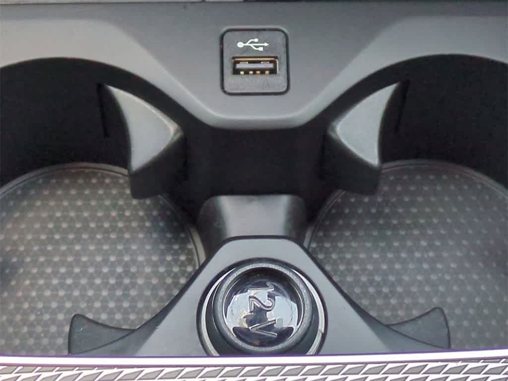 Thumbnail: 2021 BMW X6 - 32