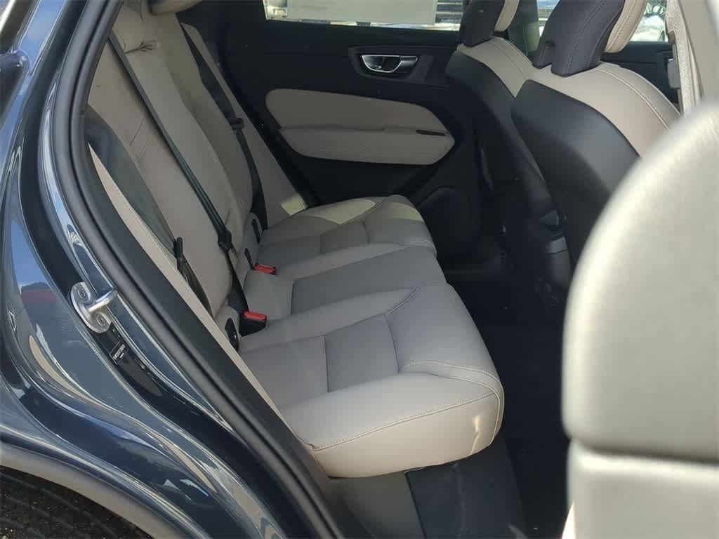 Thumbnail: 2026 Volvo XC60 - 19