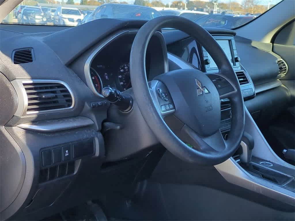 Thumbnail: 2020 Mitsubishi Eclipse Cross - 2