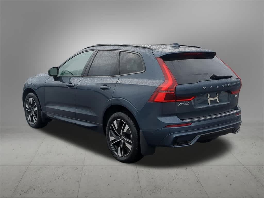 Thumbnail: 2026 Volvo XC60 - 4