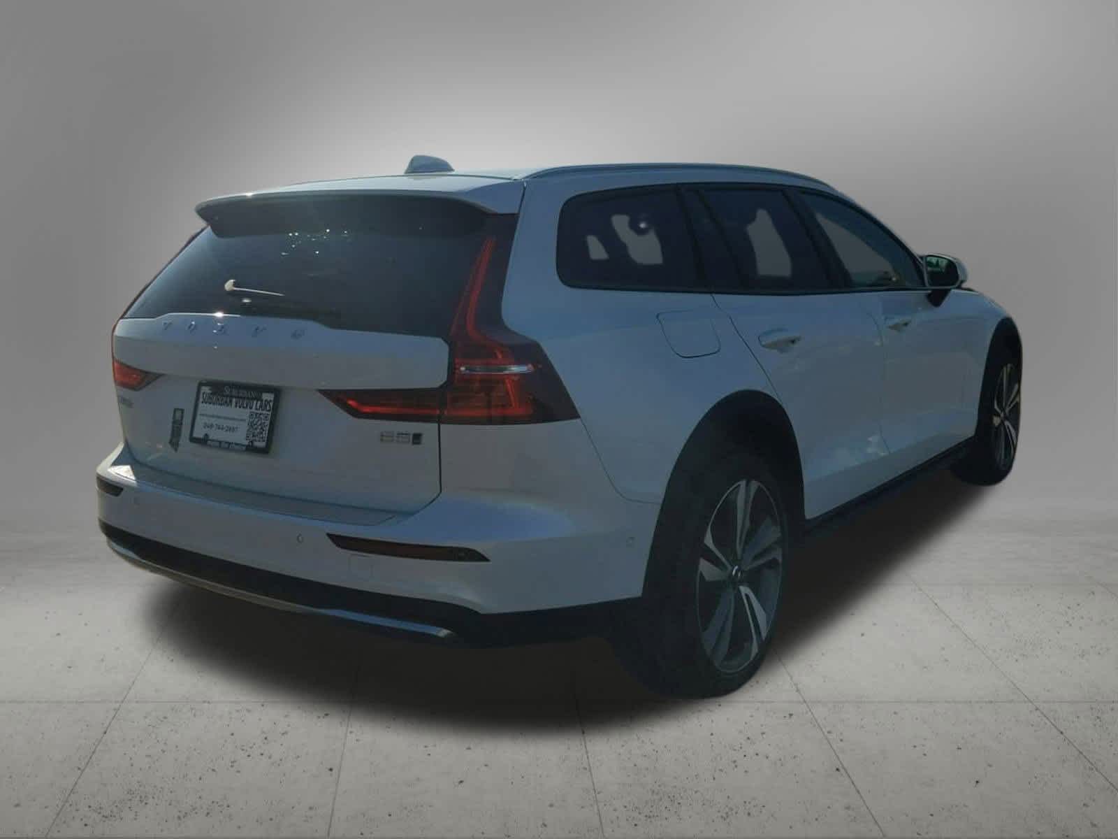 Thumbnail: 2025 Volvo S60 - 6