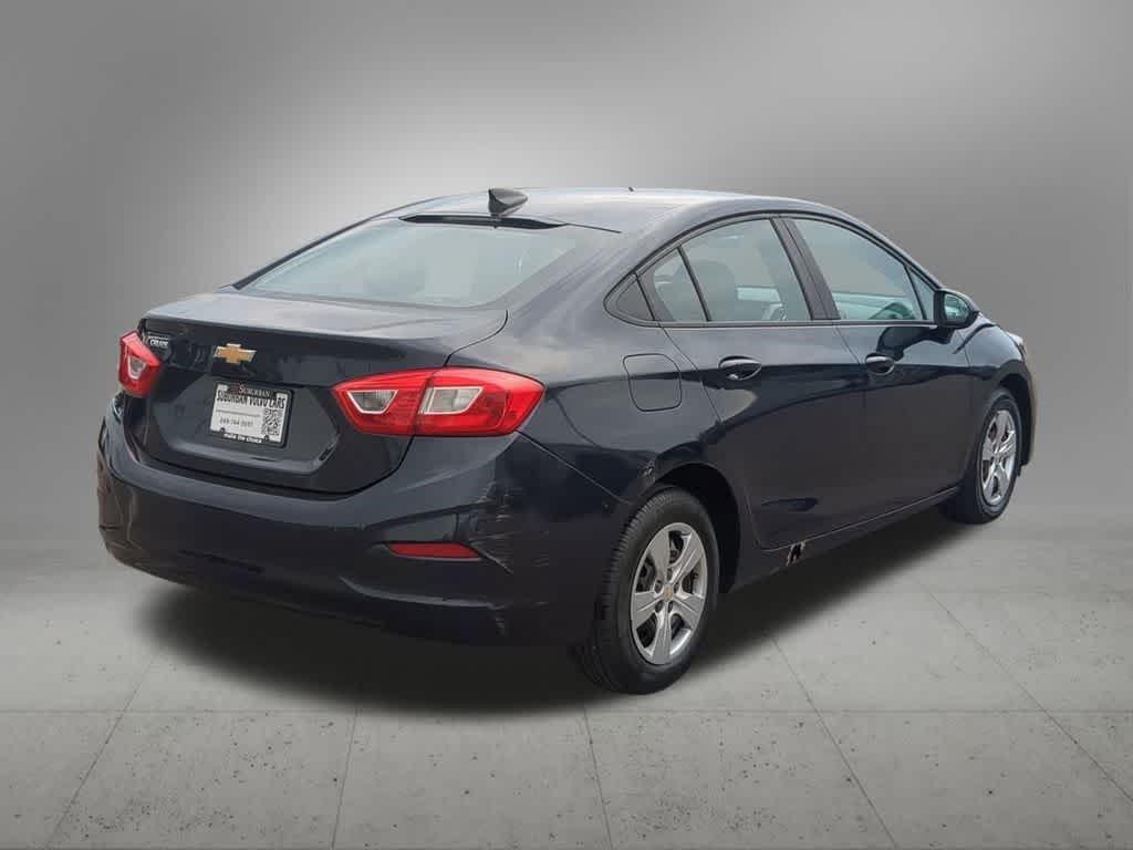 Thumbnail: 2016 Chevrolet Cruze - 5