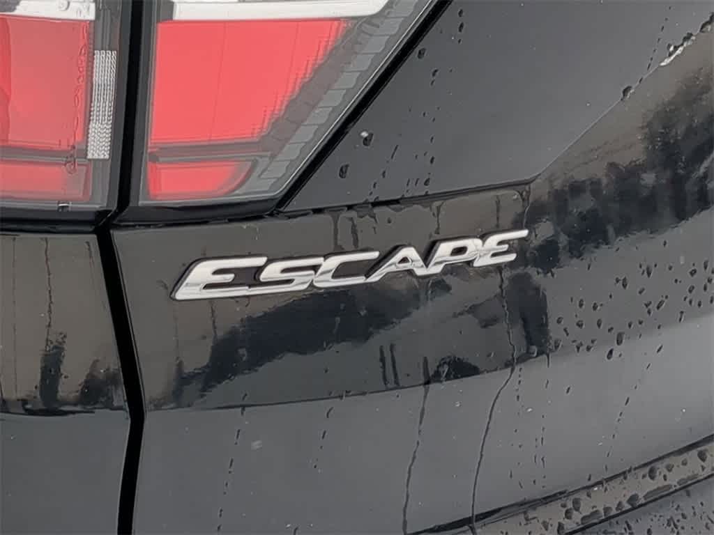 Thumbnail: 2018 Ford Escape - 12