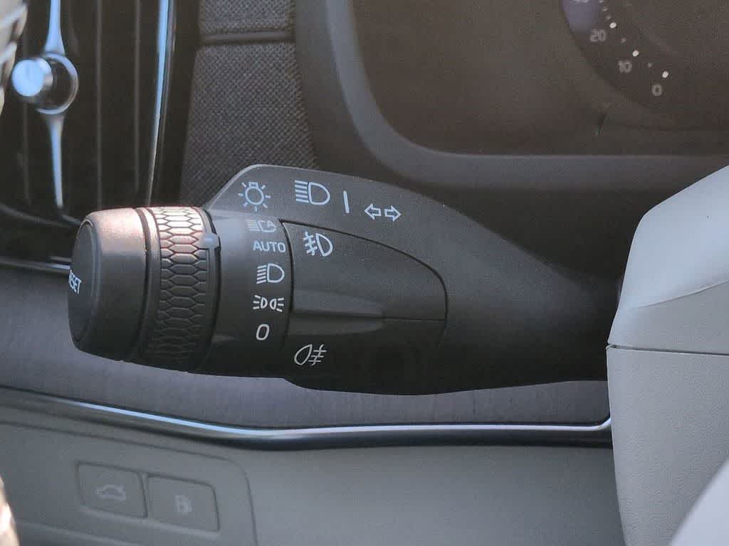 Thumbnail: 2026 Volvo XC90 - 26