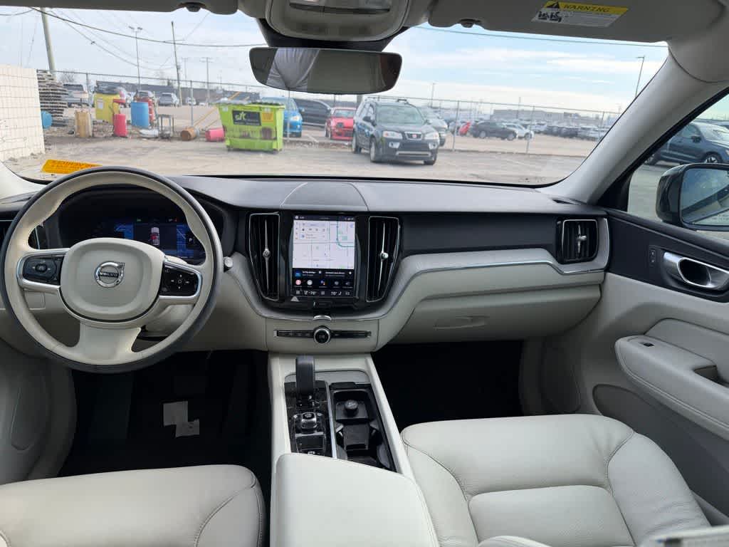 Thumbnail: 2024 Volvo XC60 - 21