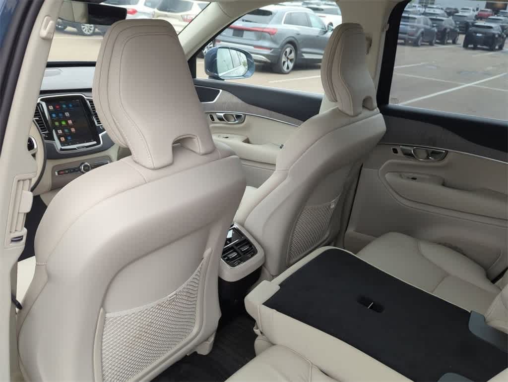 Thumbnail: 2025 Volvo XC90 - 17
