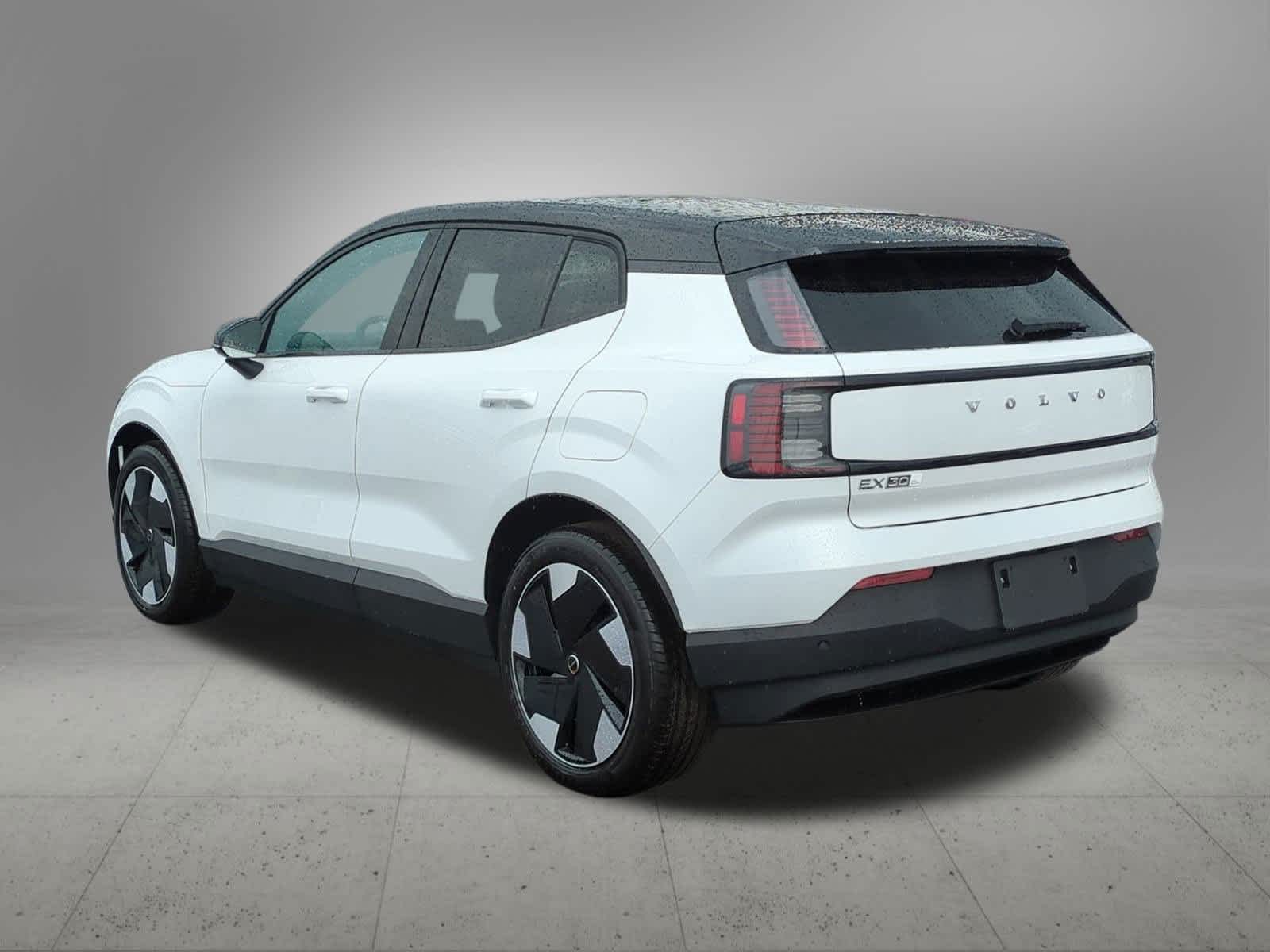 Thumbnail: 2025 Volvo EX30 - 4