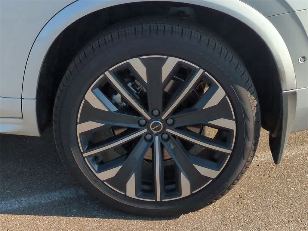 Thumbnail: 2025 Volvo XC90 - 12