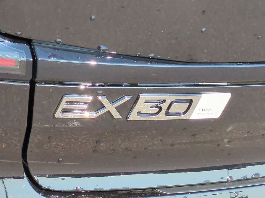 Thumbnail: 2025 Volvo EX30 - 11